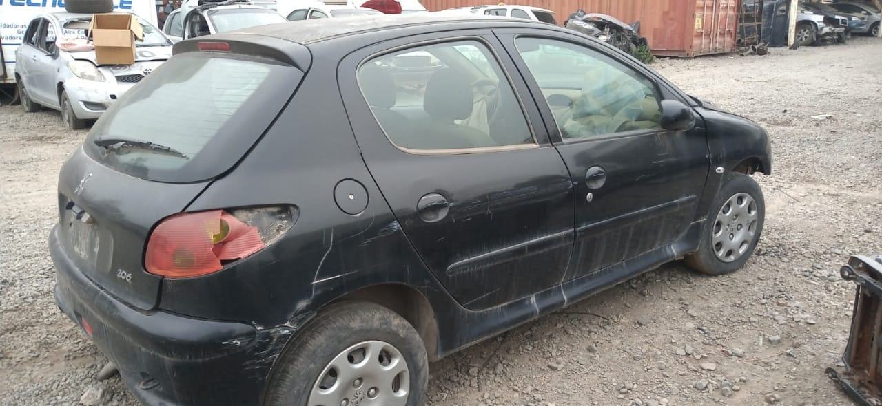  Peugeot 206  USADO